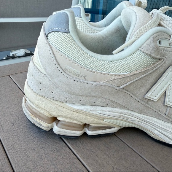 New Balance 2002R Sneakers in Calm Taupe Size 10.5 - Picture 10 of 11